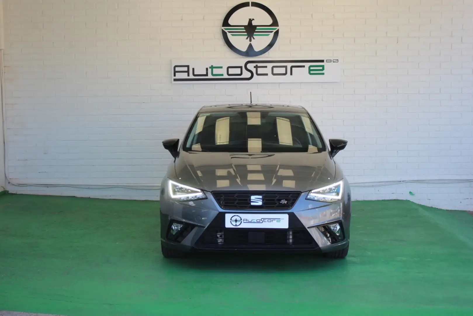 SEAT Ibiza 1.5 EcoTSI S&S FR 150 Gris - 2