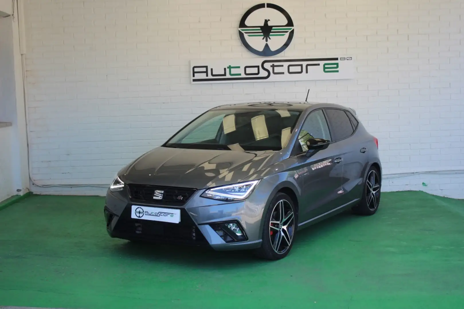 SEAT Ibiza 1.5 EcoTSI S&S FR 150 Gris - 1