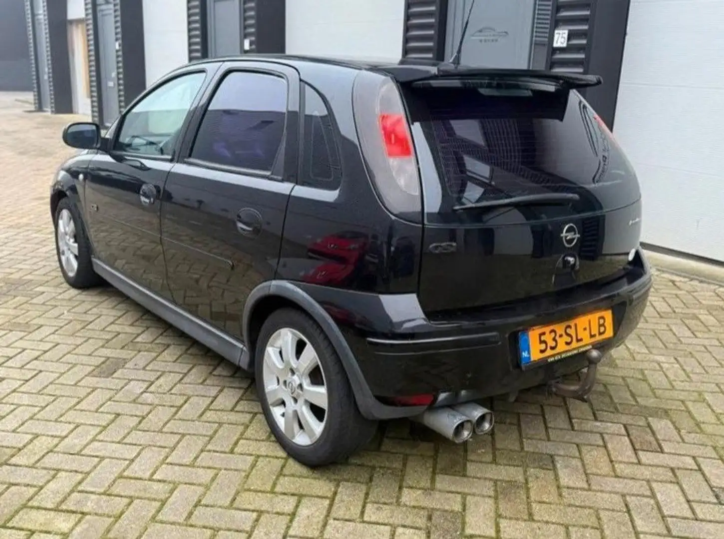 Opel Corsa 1.4-16V Silverline Zwart - 2