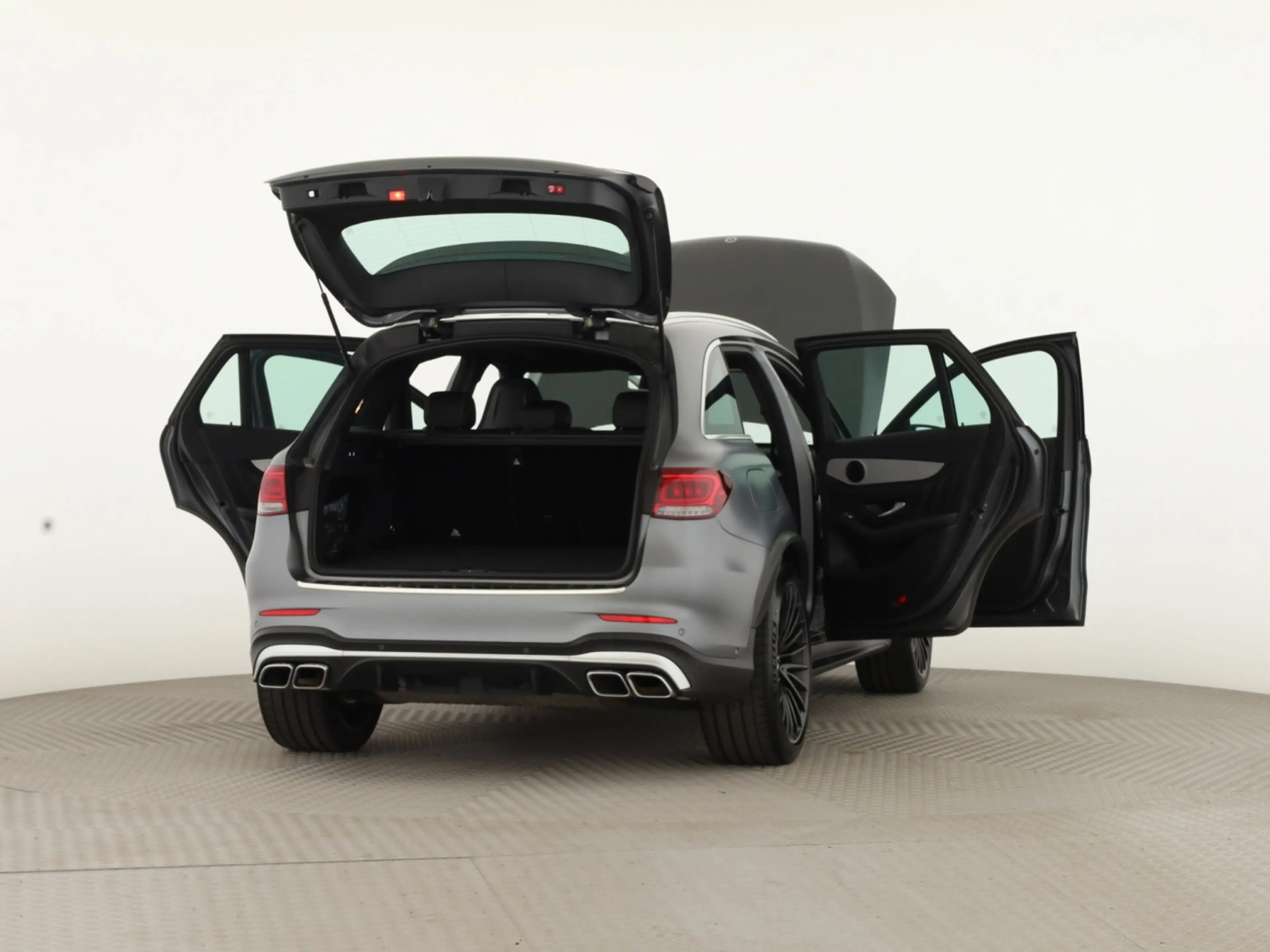 Mercedes-Benz GLC 63 AMG 4M+ AHK*Pano*AMG Perf.Sitze*Sport-AGA — photo 9