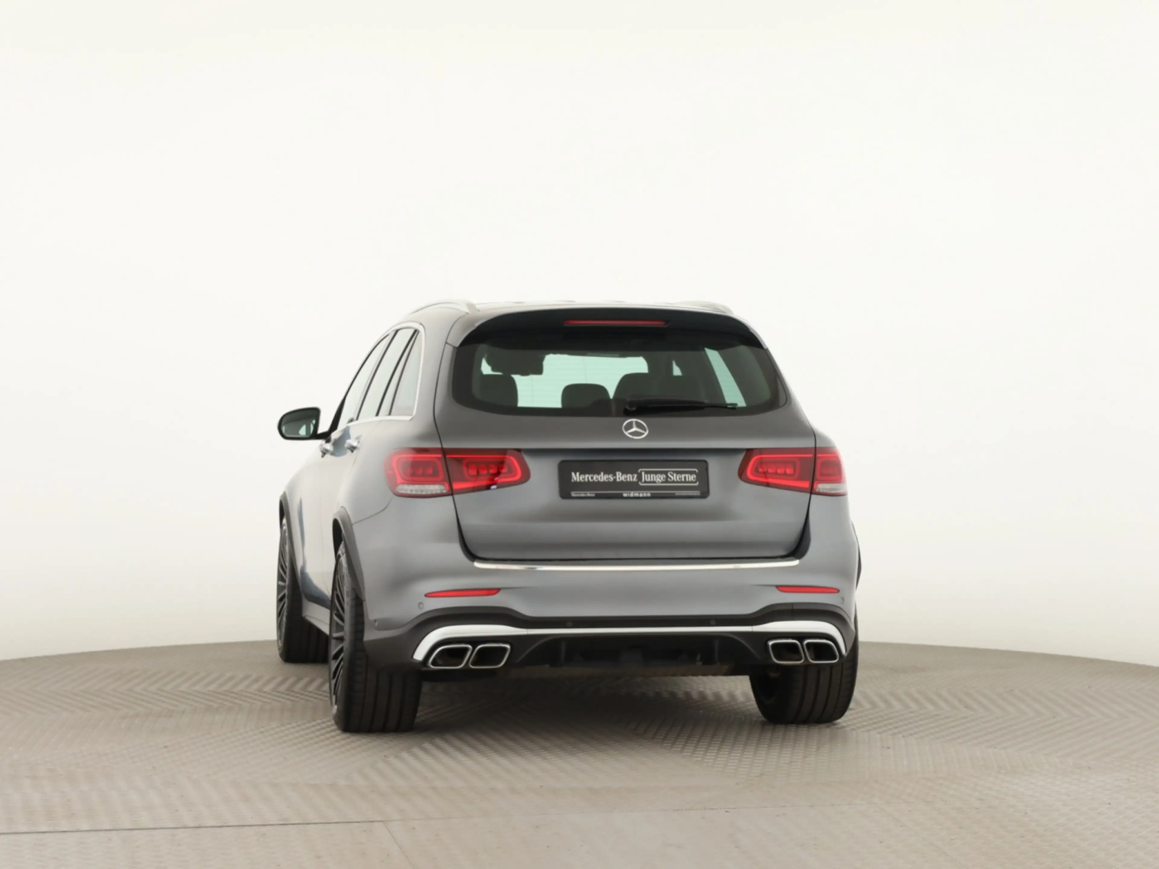 Mercedes-Benz GLC 63 AMG 4M+ AHK*Pano*AMG Perf.Sitze*Sport-AGA — photo 4