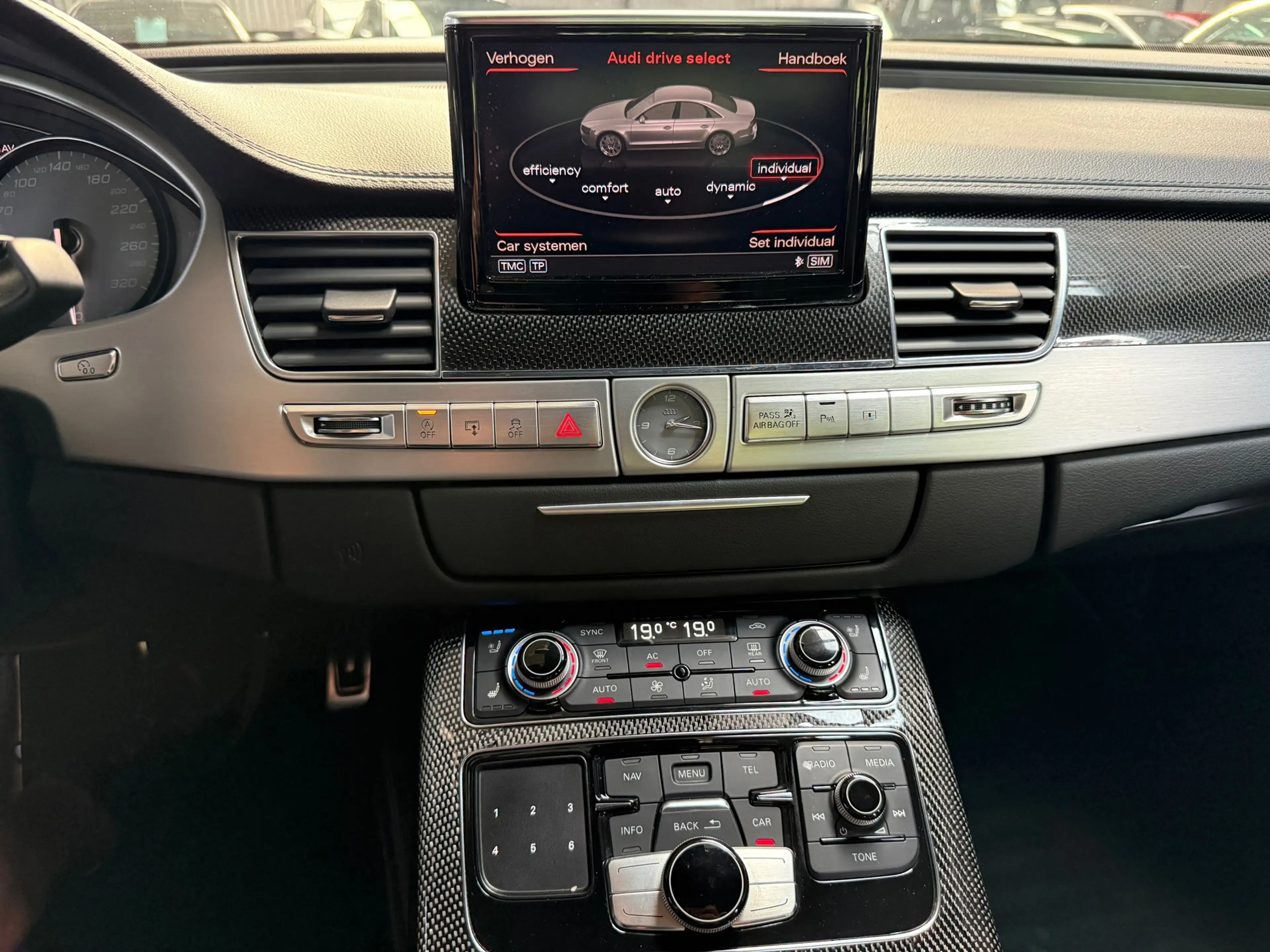 Audi A8 4.0 TFSI S8 quattro Pro Line+ Alle opties !! — photo 17