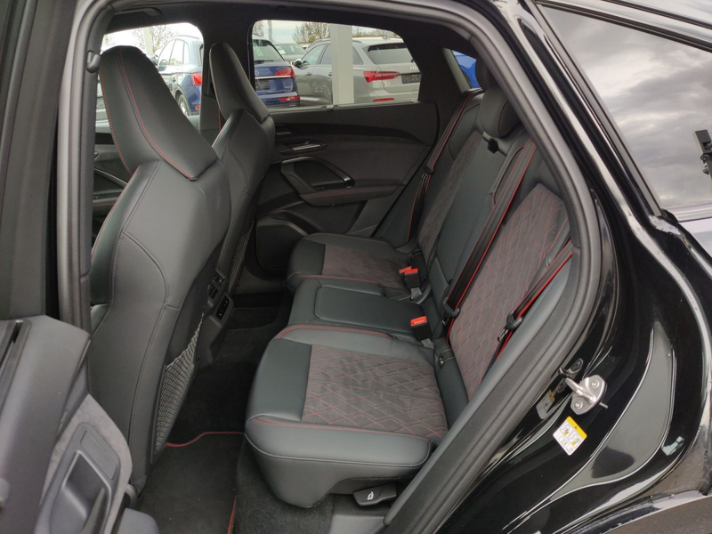 Audi Q5 150 KW q. S-Tronic S-Line, Luftfahr — photo 12