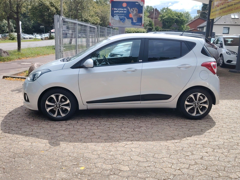 Hyundai i10 Passion / 2. Hand / Klimaautomatik / — photo 4