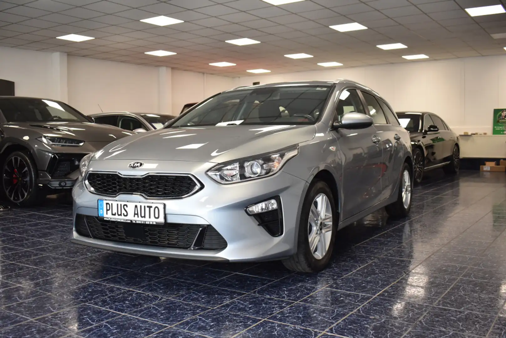 Kia Ceed SW / cee'd SW 1.6 CRDI Vision Aut Navi Kamer Gris - 2