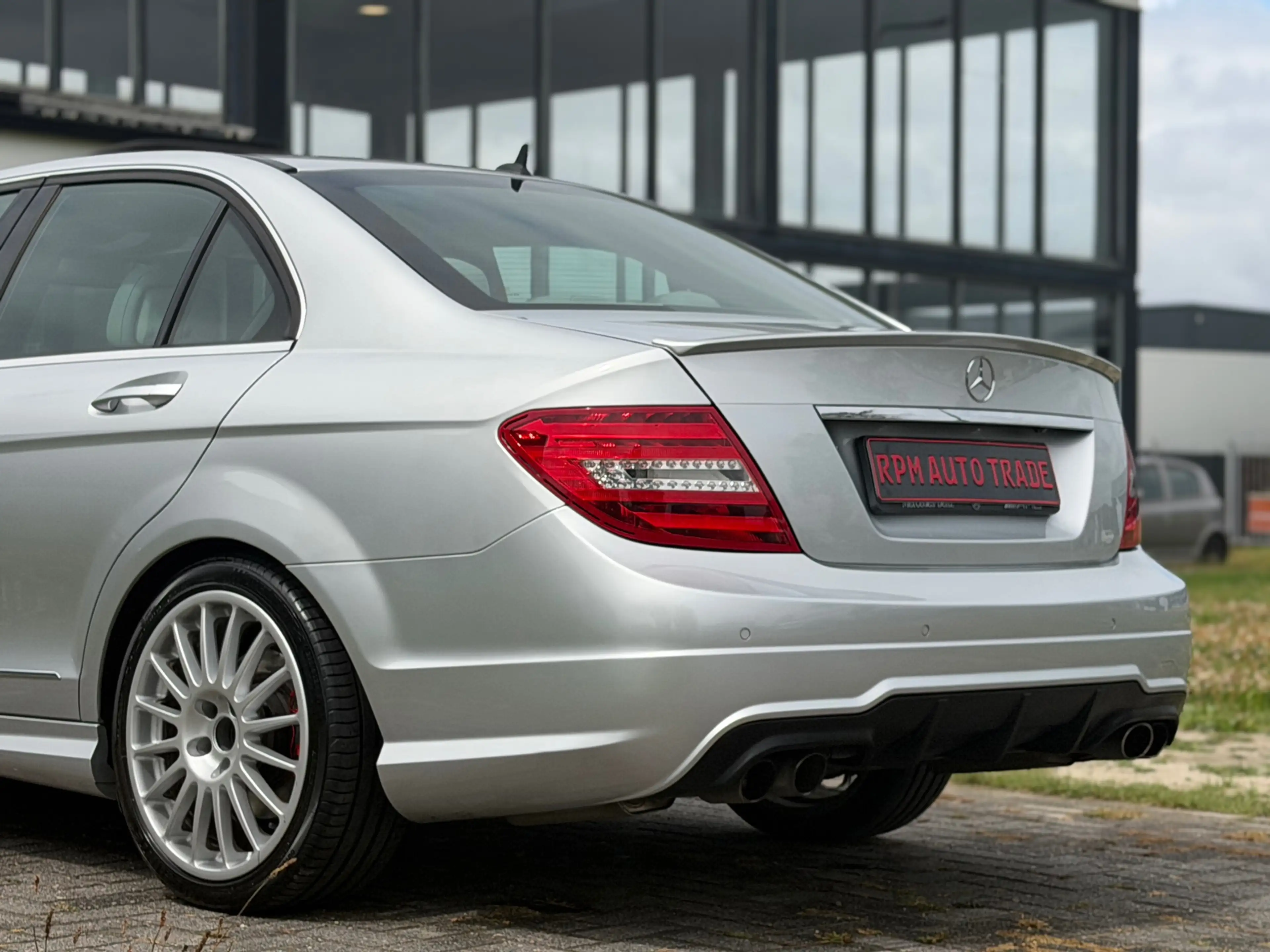 Mercedes-Benz C 350 Prestige Elegance AMG - Full Option - New Motor 12 — photo 8