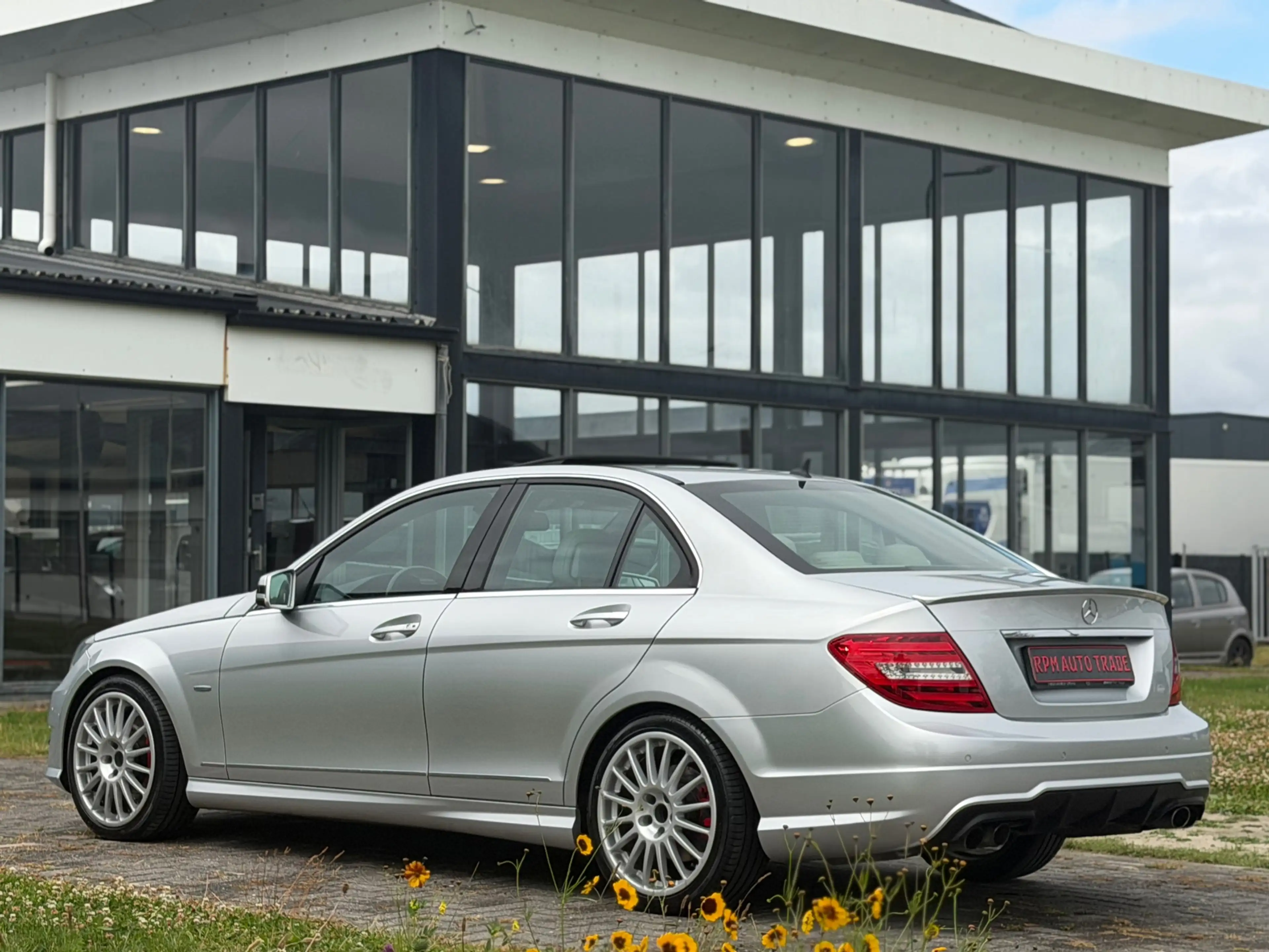 Mercedes-Benz C 350 Prestige Elegance AMG - Full Option - New Motor 12 — photo 7