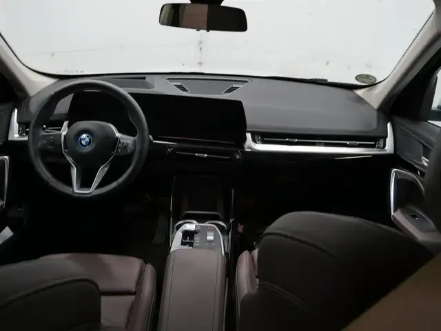 BMW X1 view 8