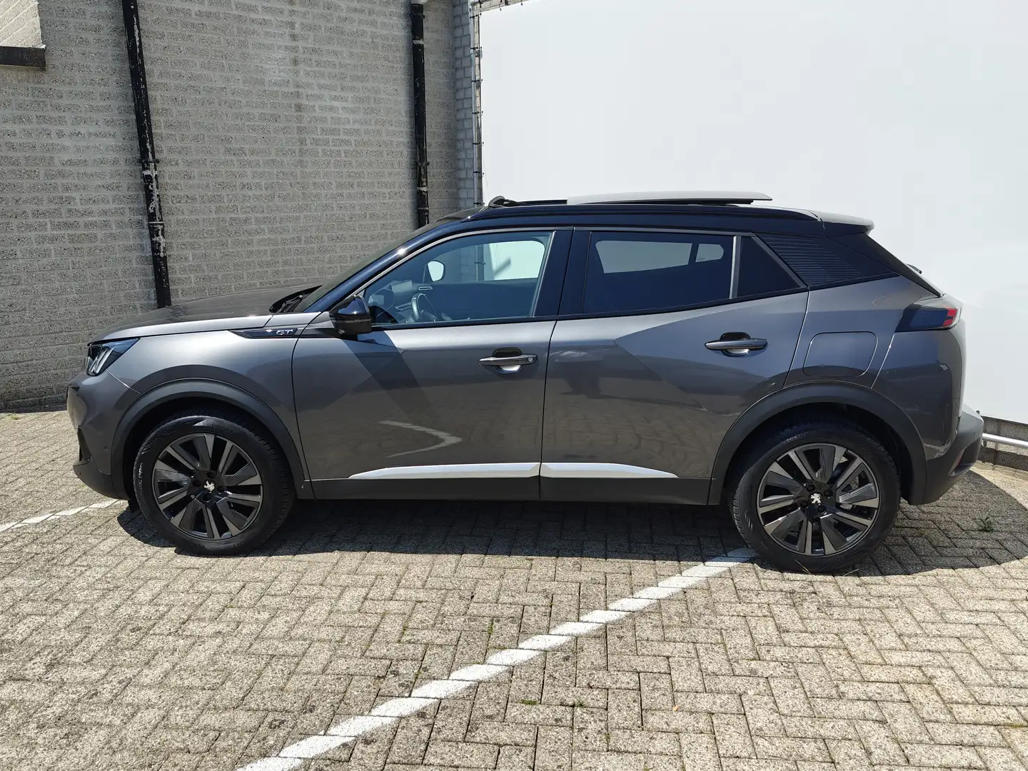 Peugeot 2008 1.2 PureTech GT Pack | Achteruitrijcamera | Apple Gris - 2