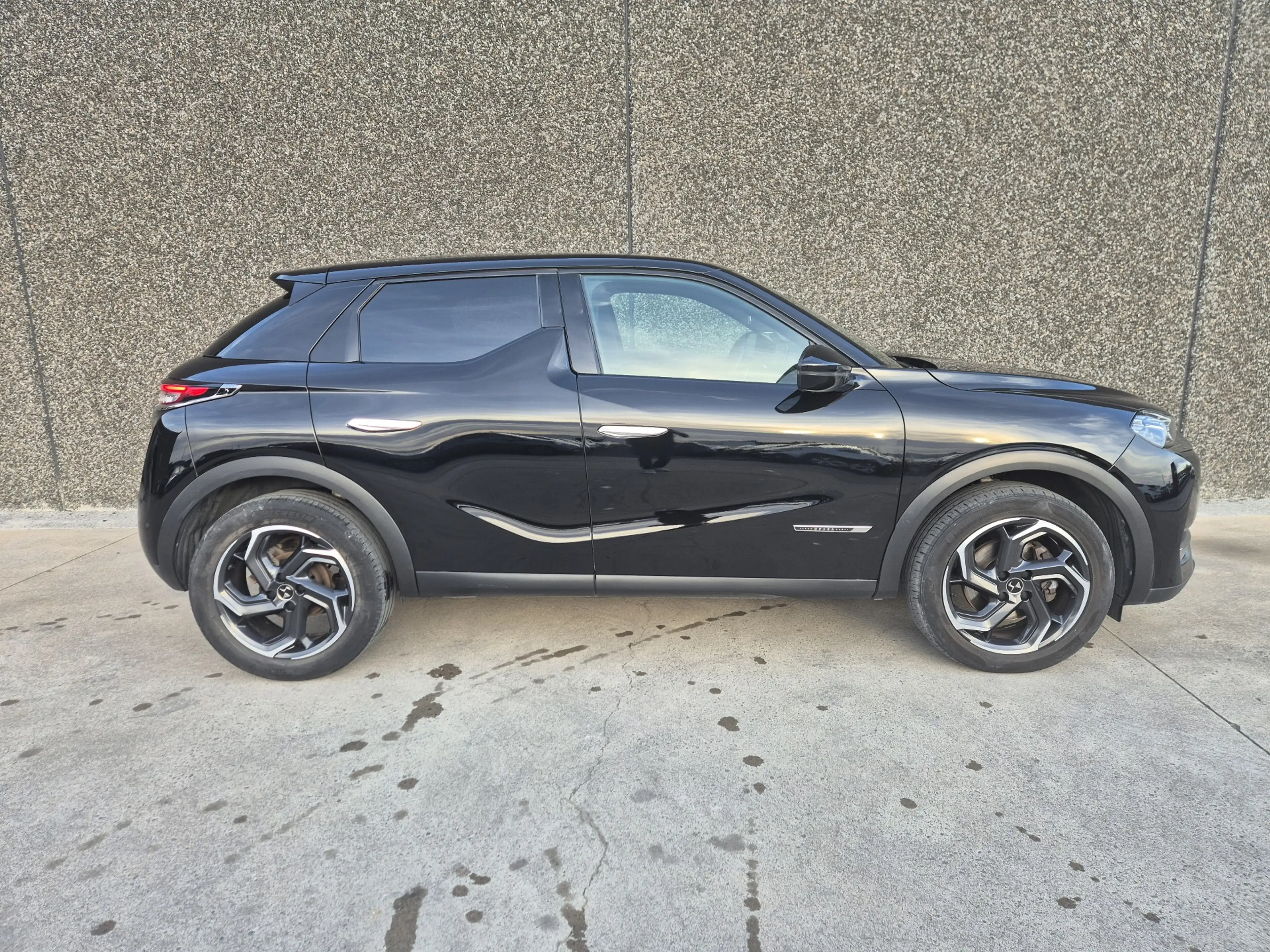 DS Automobiles DS 3 Crossback 1.2 opera//CARPLAY/CAMERA/GPS/CLIM/GARANTIE 12M — photo 8