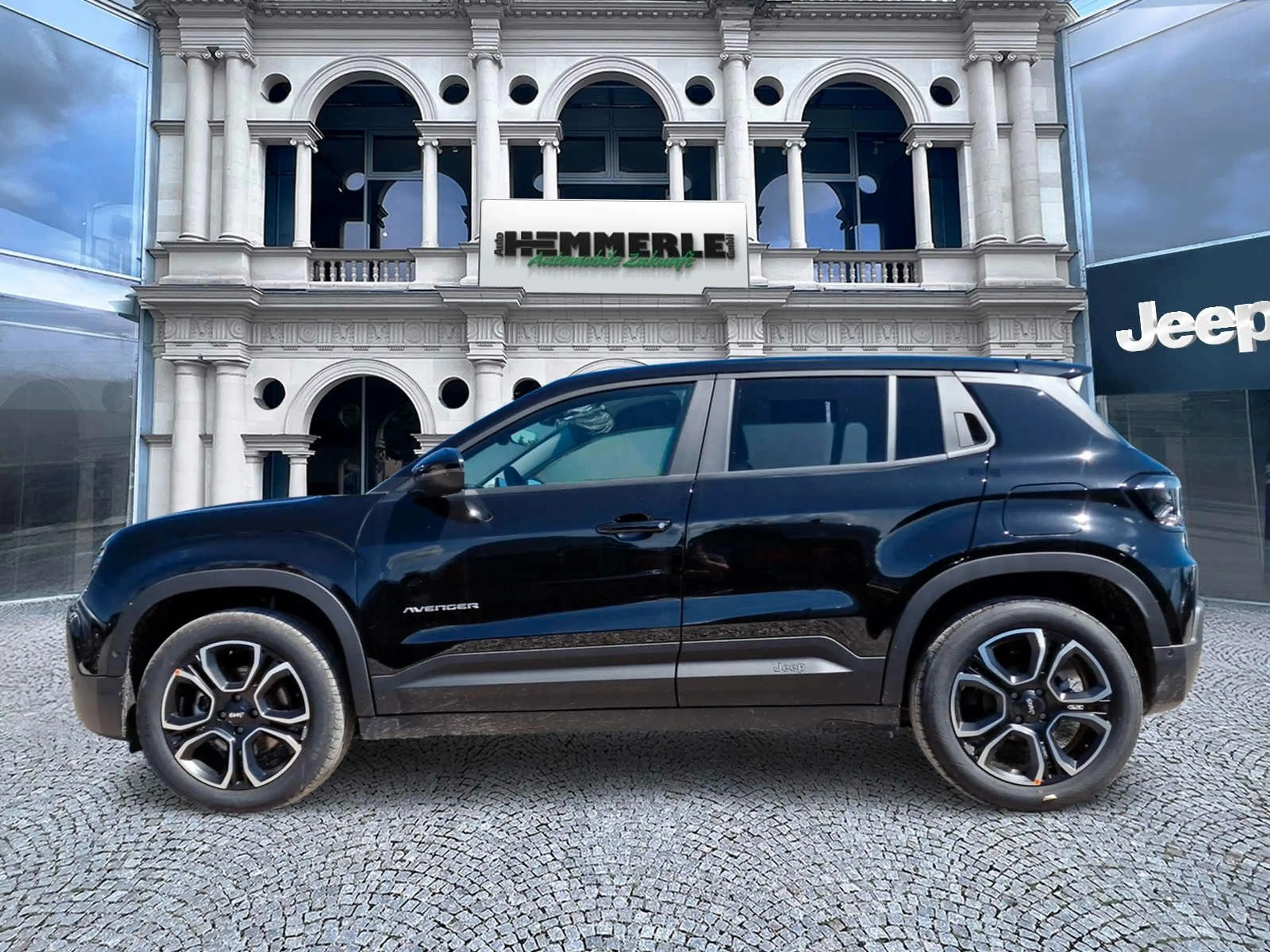 Jeep Avenger 1.2 DCT6 e-Hybrid Summit*Navi*TOP — photo 2