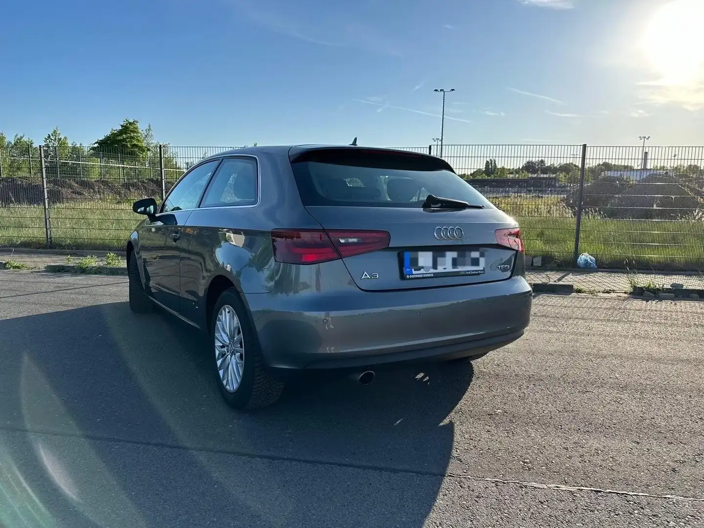 Audi A3 A3 1.2 TFSIAmbiente Grau - 2