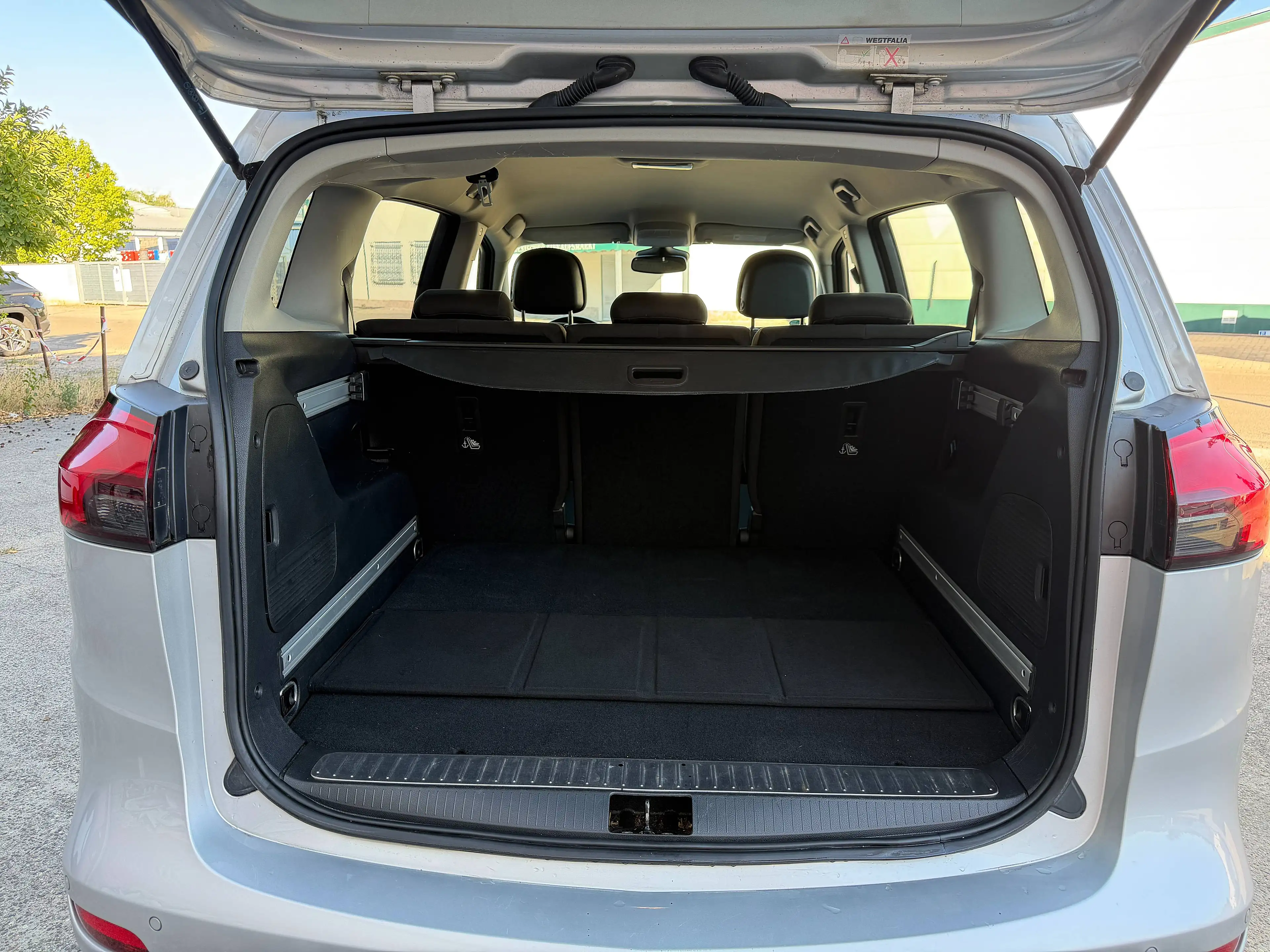 Opel Zafira Tourer Edition — photo 6
