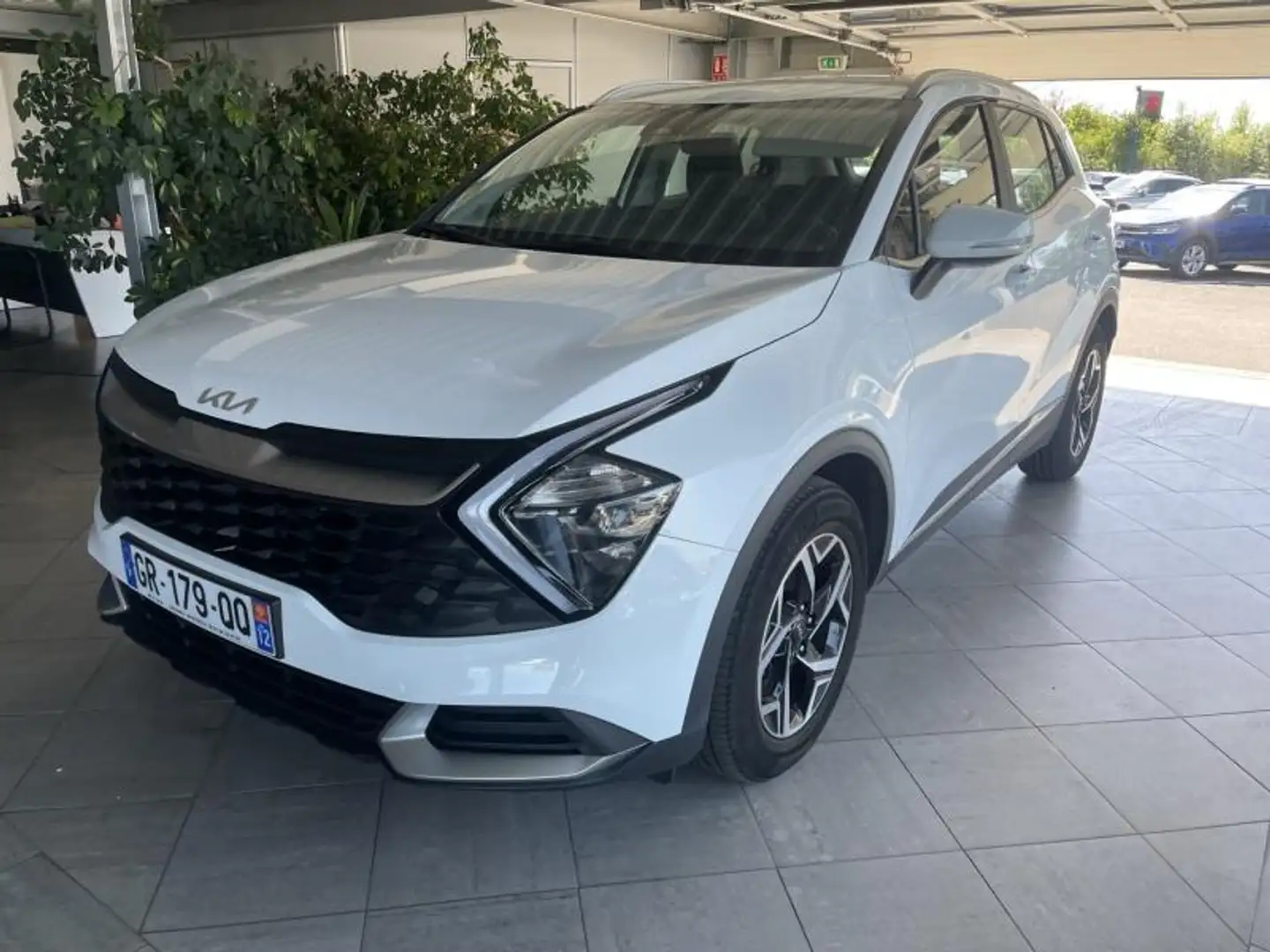 Kia Sportage 1.6 CRDi 136ch MHEV Motion DCT7 4x2 Blanc - 1