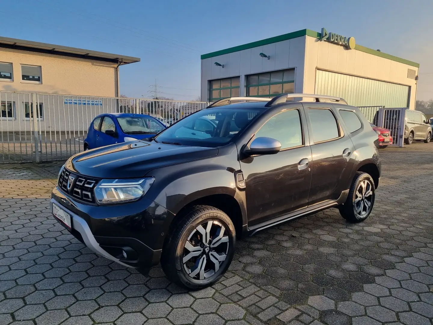 Dacia Duster TCe 100 Prestige"Benzin&LPG"1.Hand"Navi"Allwetter Noir - 1