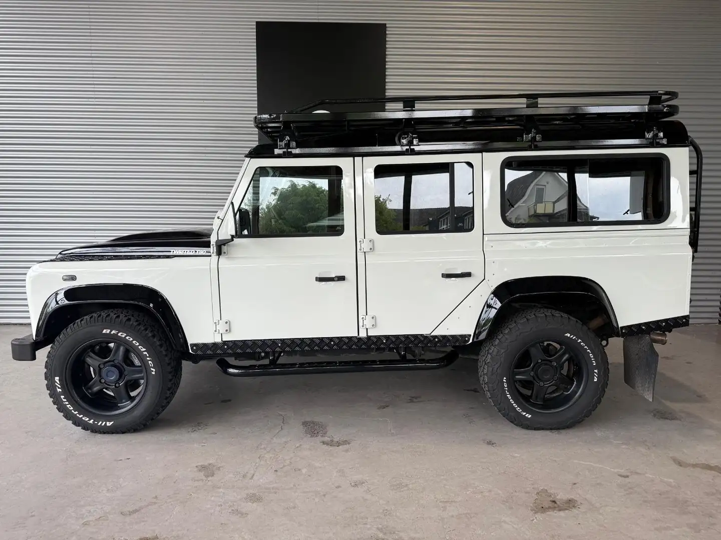 Land Rover Defender 110 TD4 TWISTED T80/RÜCKFAHRKAMERA/LED Weiß - 2
