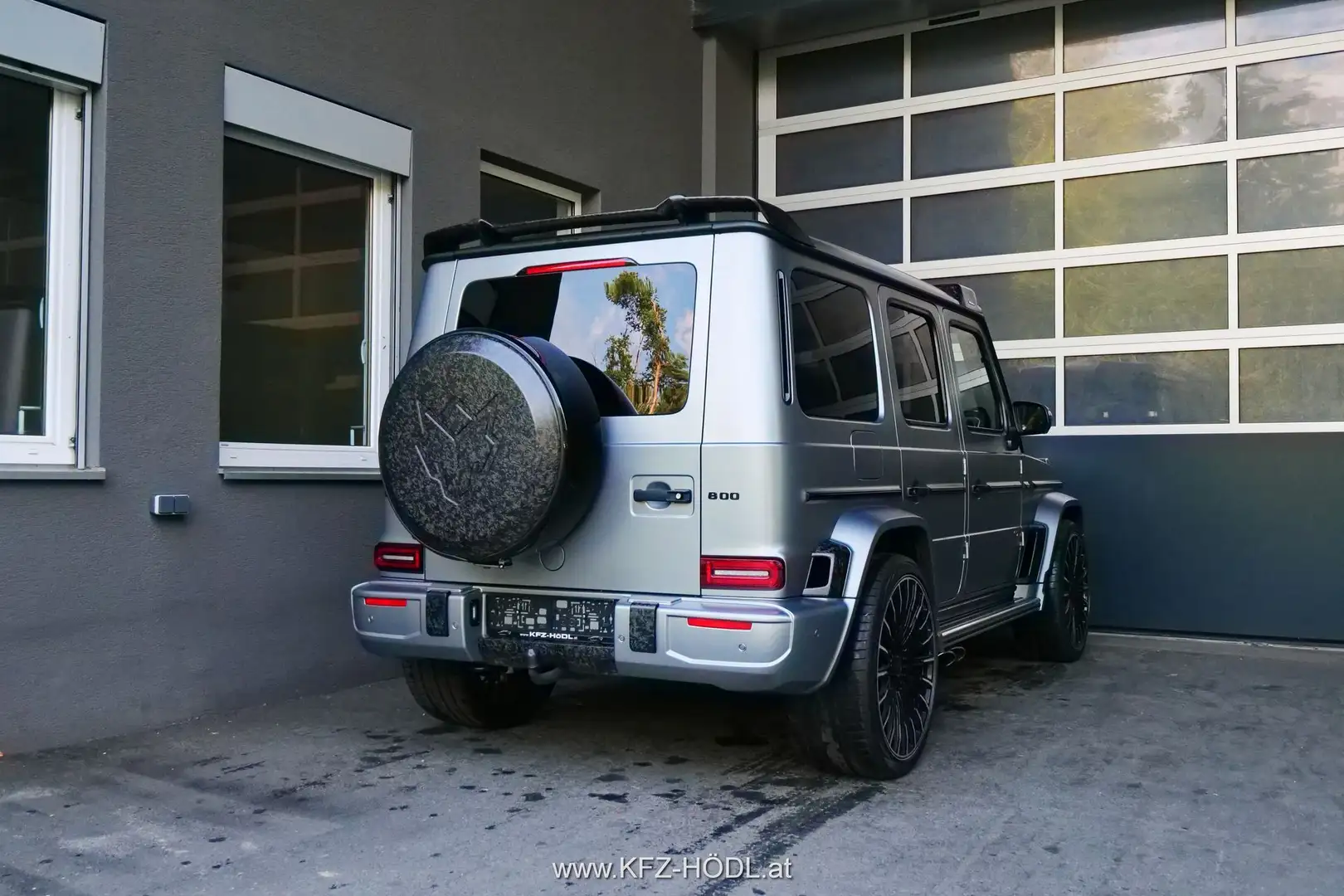 Mercedes-Benz G 63 AMG Brabus VUK WIDEBODY EXP € 182.900,- Silber - 2