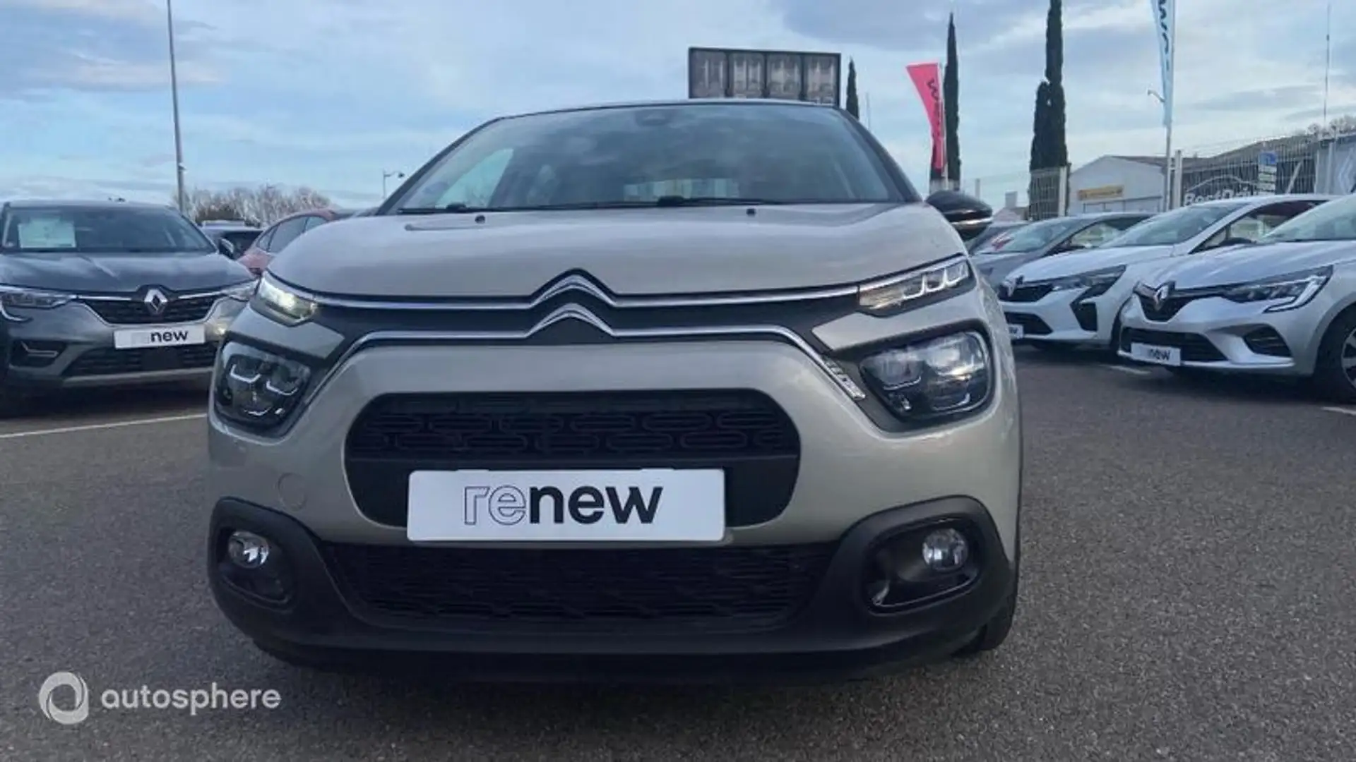 Citroen C3 1.2 PureTech 83ch S\u0026S Shine - 2