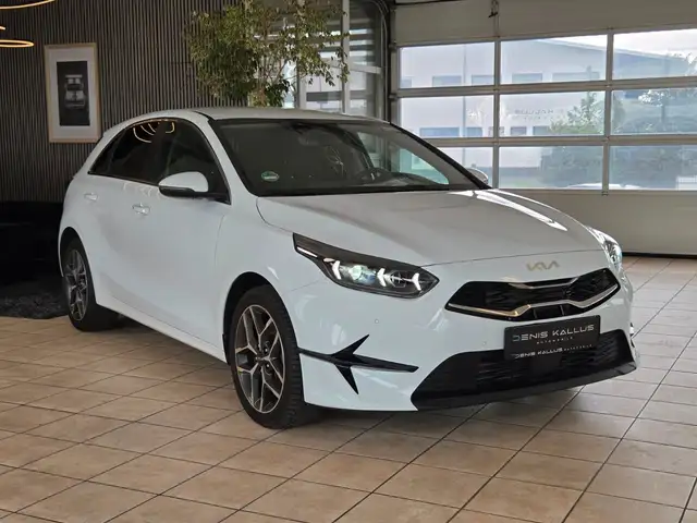 Kia cee'd / Ceed 1.5 T GDI Ultimate Edition