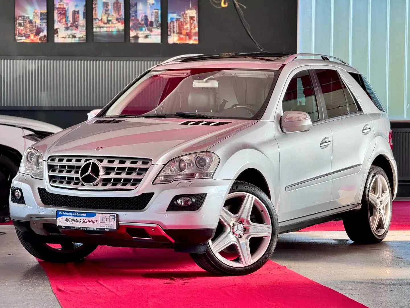 Mercedes-Benz ML 500 Sportpaket AMG 21" AHK Keyles Kamera H&K Серебристый - 1