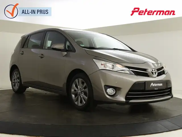 Toyota Verso 1.8 VVT-i Sky Vieuw Edition | Panormadak | Trekhaa