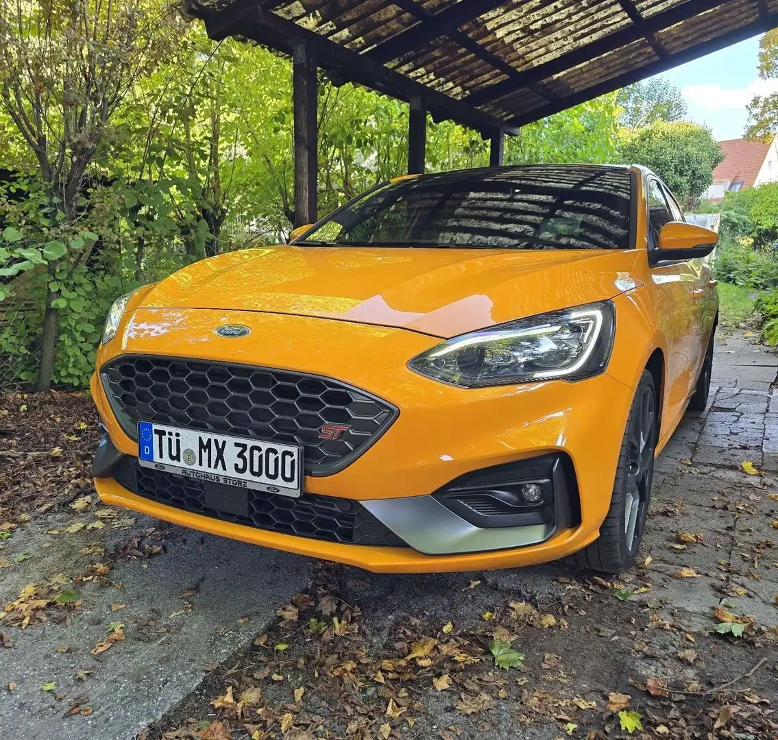 Ford Focus 2.3 EcoBoost ST | Performance | Panorama | B&O Orange - 1