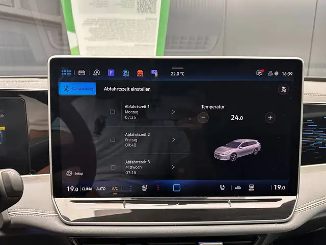 Volkswagen Passat view 30