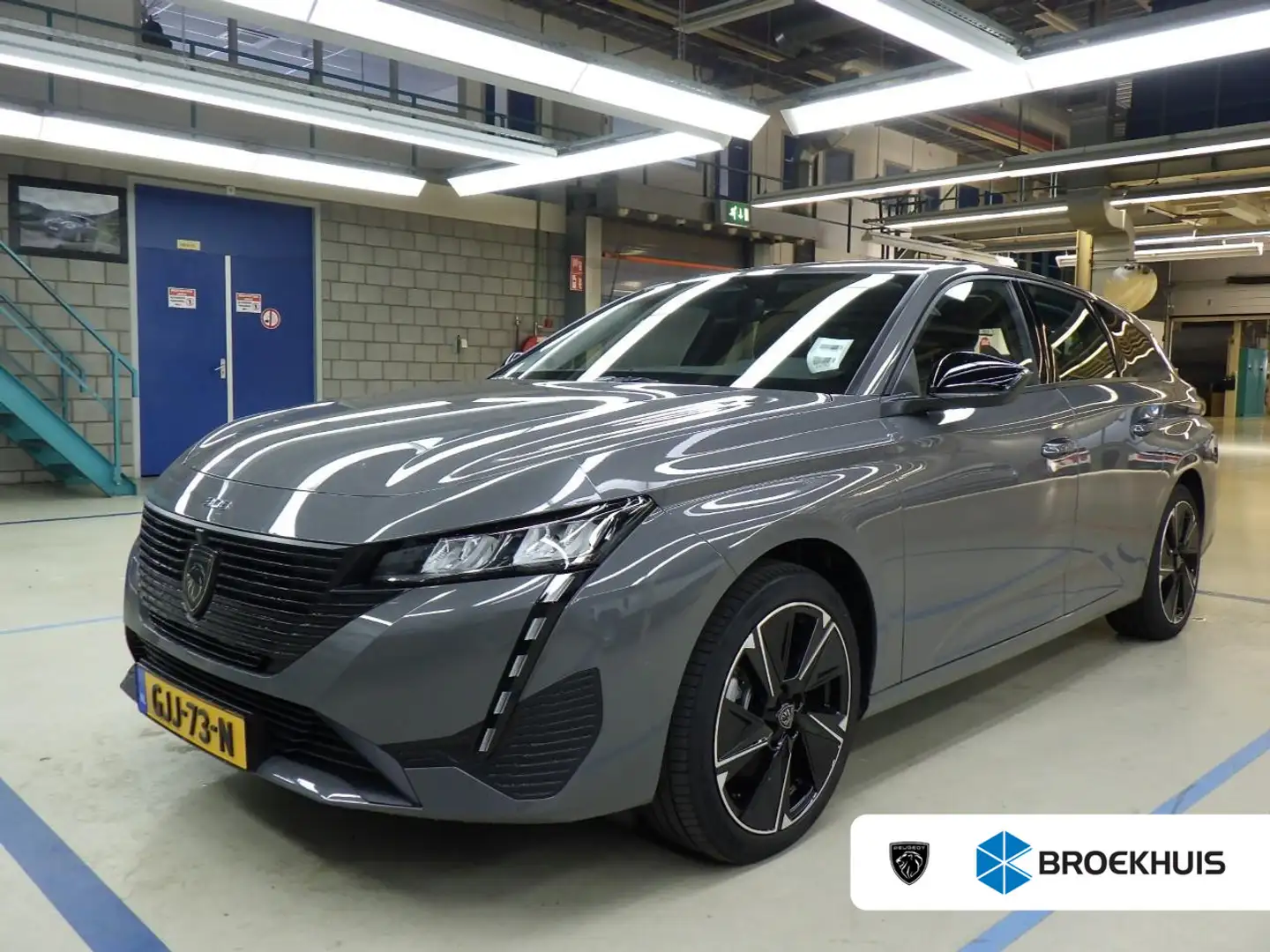 Peugeot 308 e-308 SW Style EV 54 kWh | Navi By App | Climate | Grijs - 1