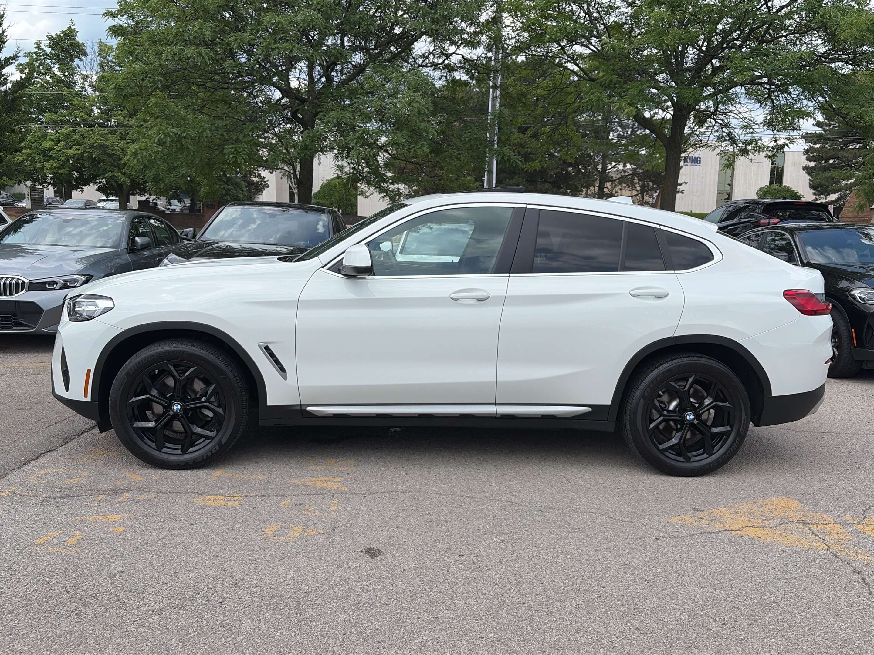 2025 BMW X4