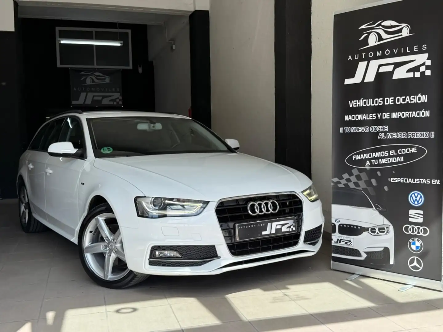 Audi A4 Avant 2.0TDI CD S line edition 190 Blanco - 2