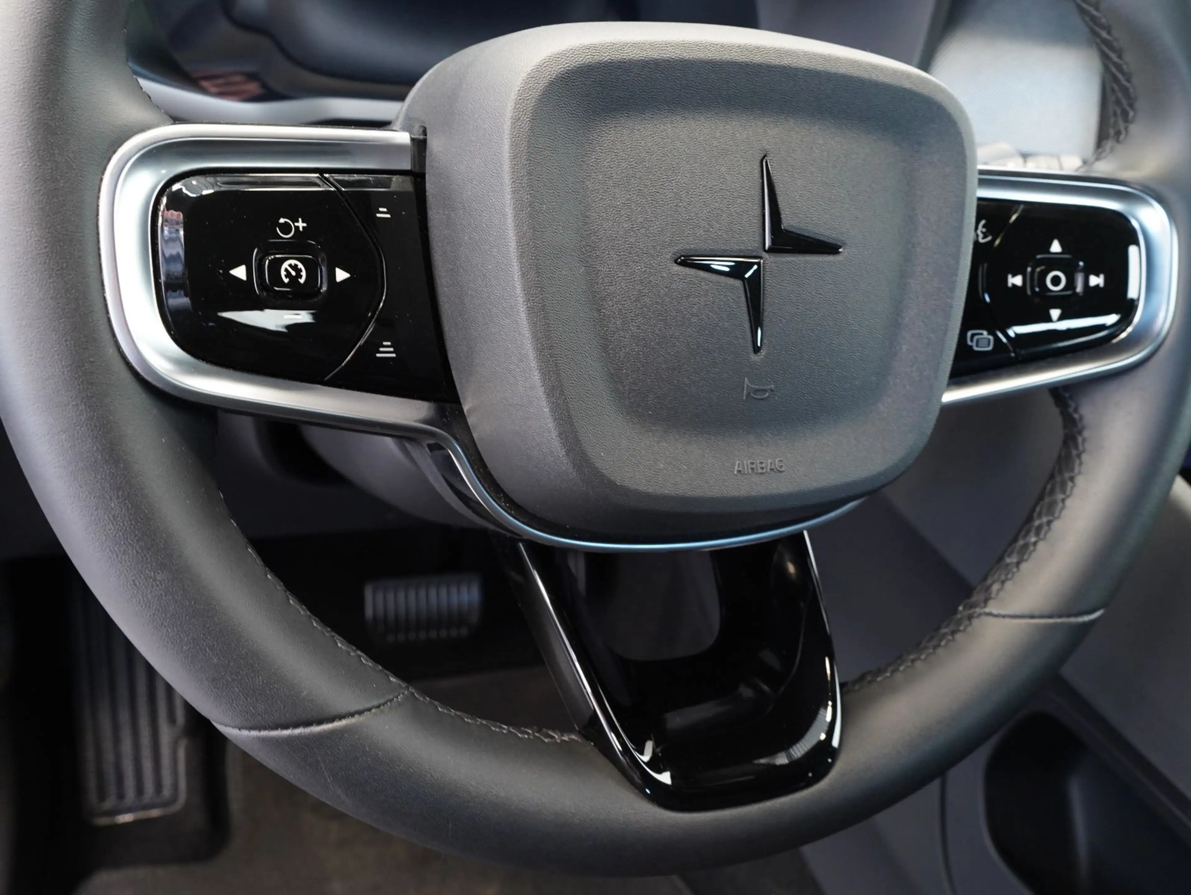 Polestar 2 Long Range Single Motor 78 kWh LED/KAMERA/SOH — photo 7