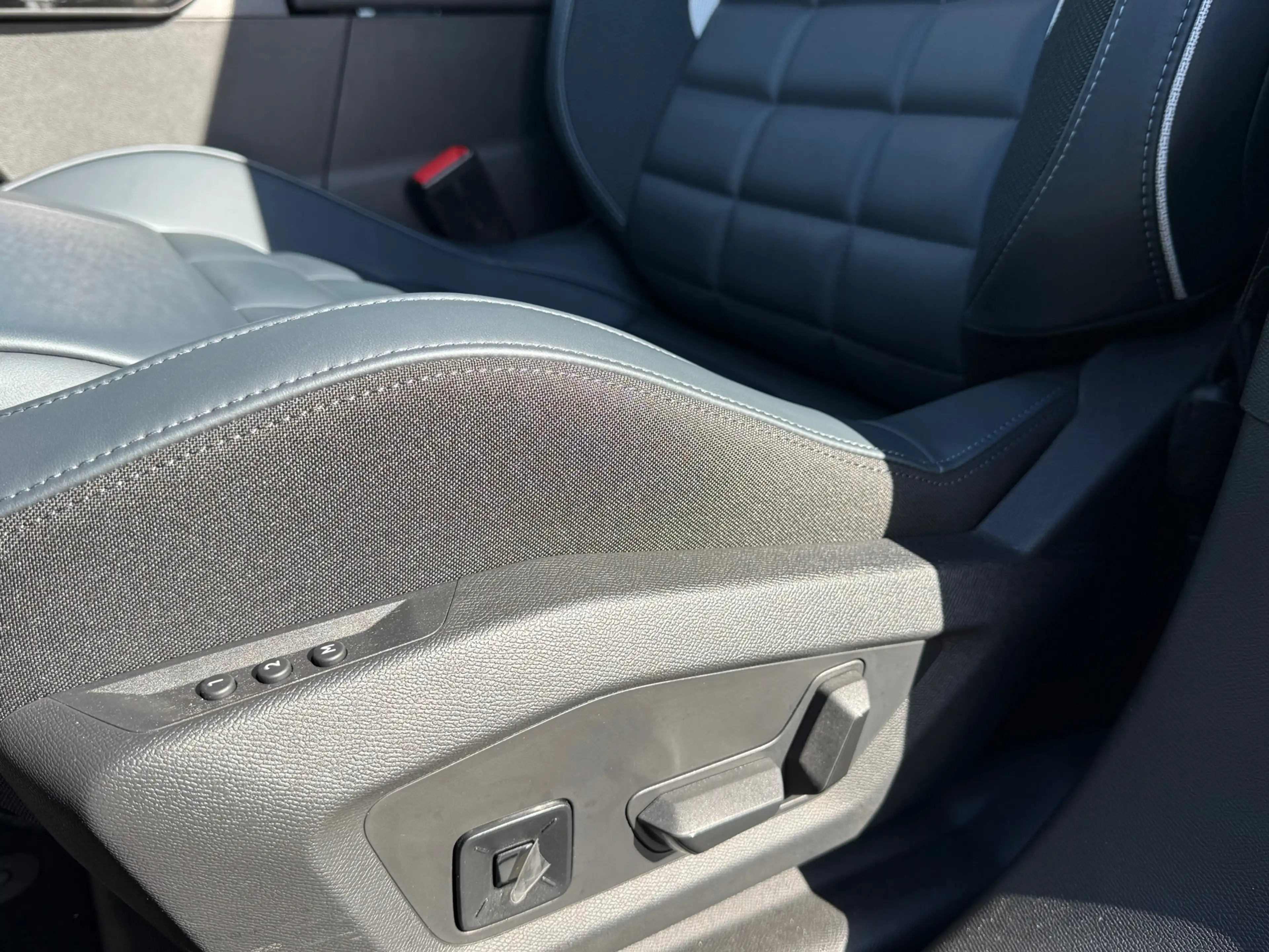 Citroen C5 Aircross 1.6 Plug-In Hybrid 195 MAX SCHUIFDAK — photo 5