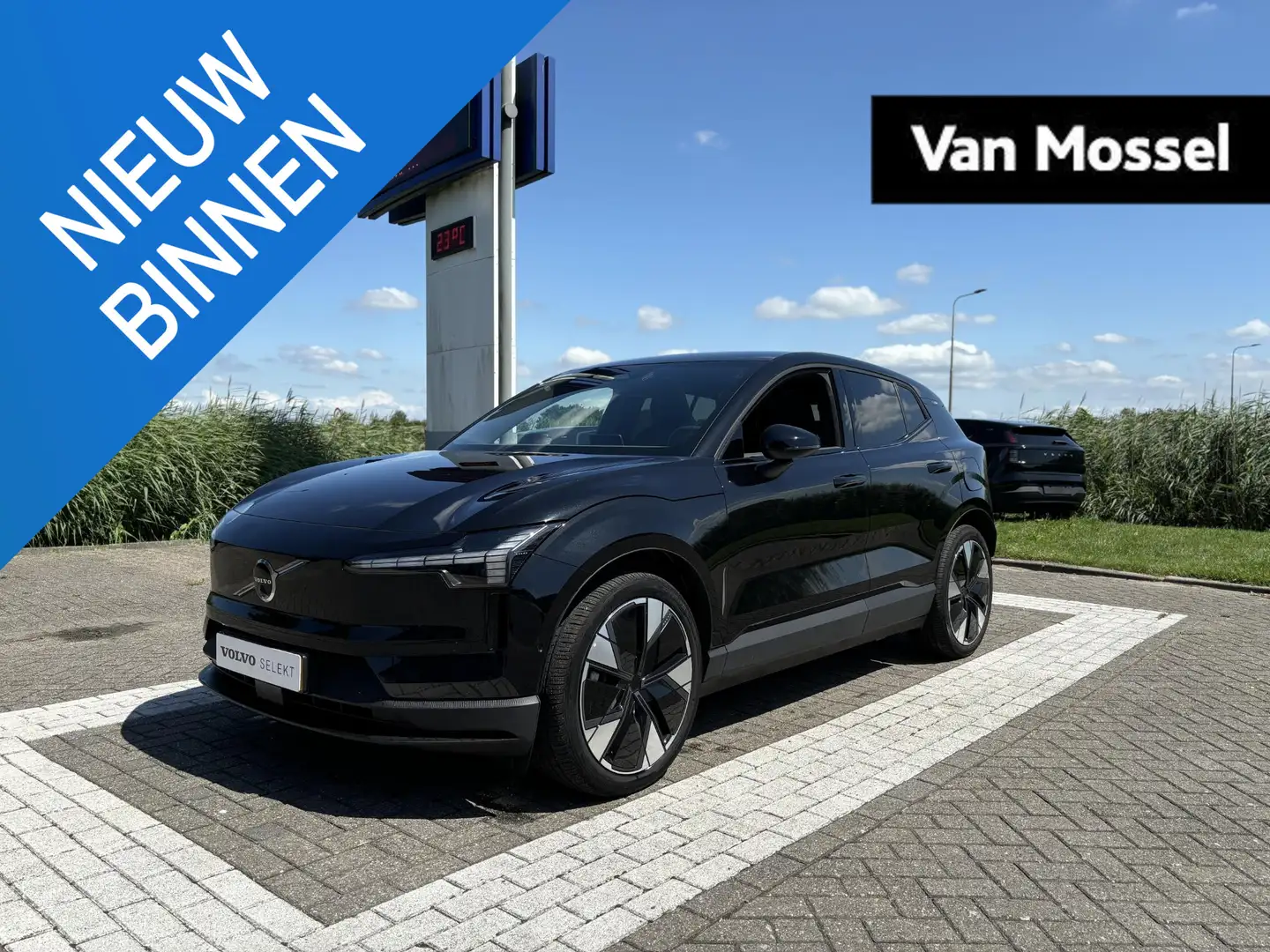 Volvo EX30 Single Motor Extended Range Ultra 69 kWh | Panoram Zwart - 1