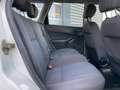 Ford Focus Wagon 1.6-16V Ambiente! Airco! Trekhaak! Wit - thumbnail 12