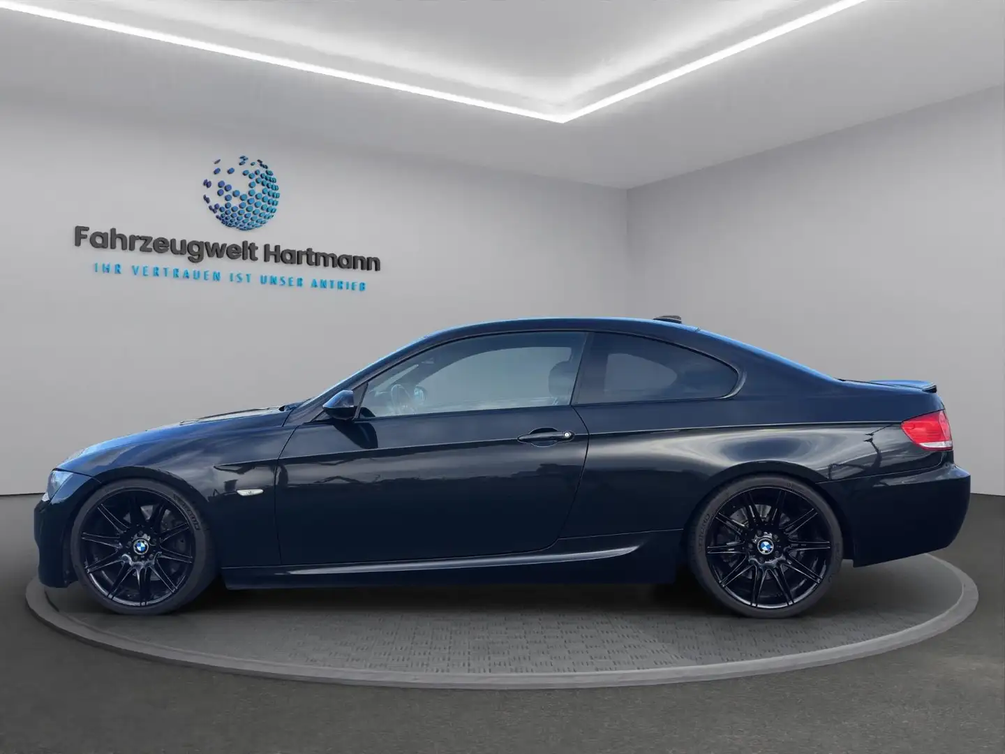 BMW 335 i Coupe *M-Paket*M-Performance*Scheckheft* Schwarz - 2
