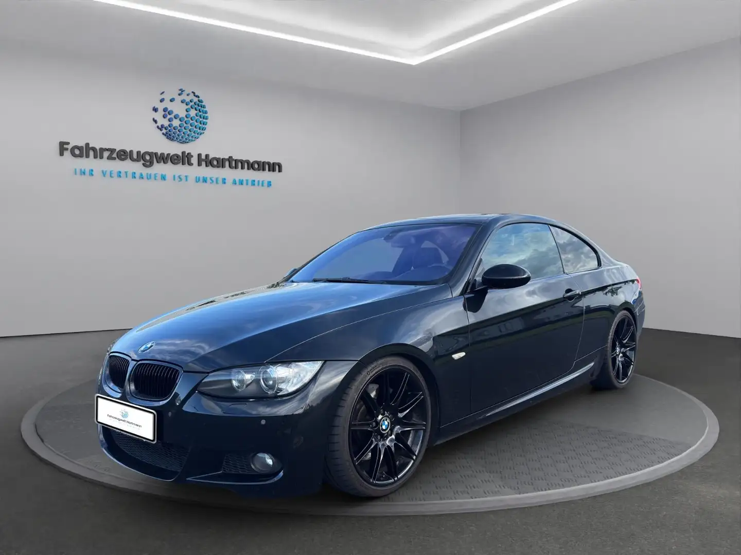 BMW 335 i Coupe *M-Paket*M-Performance*Scheckheft* Schwarz - 1