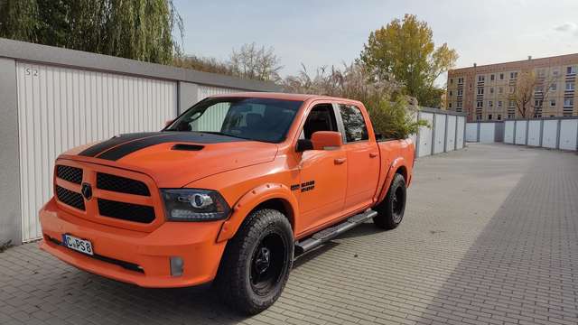 RAM 1500 Crew Cab Sport