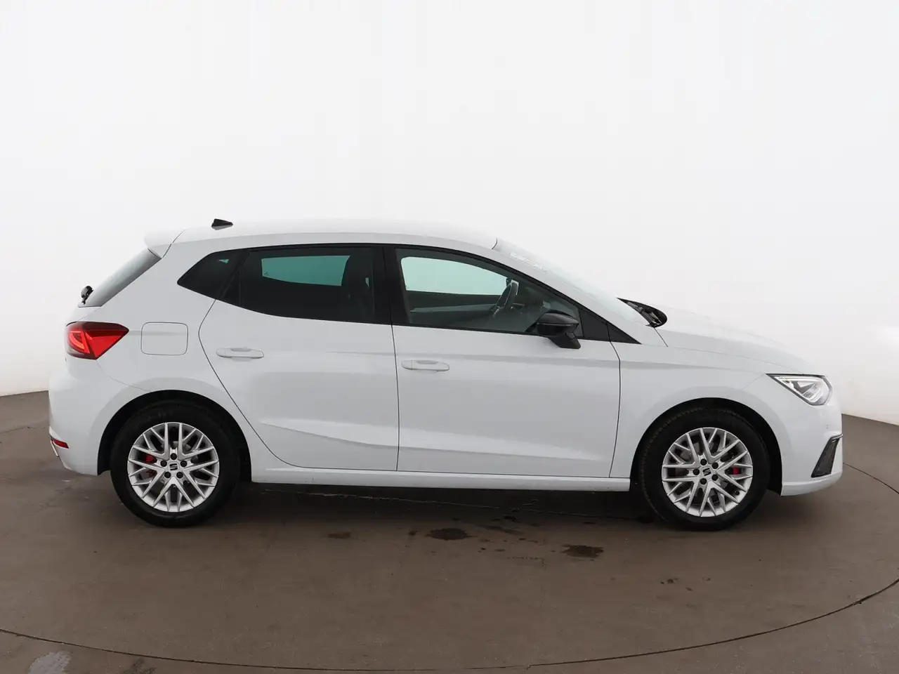SEAT Ibiza 1.5 TSI FR Aut LED RADAR NAVI SITZHZG R-CAM, миниатюра 9