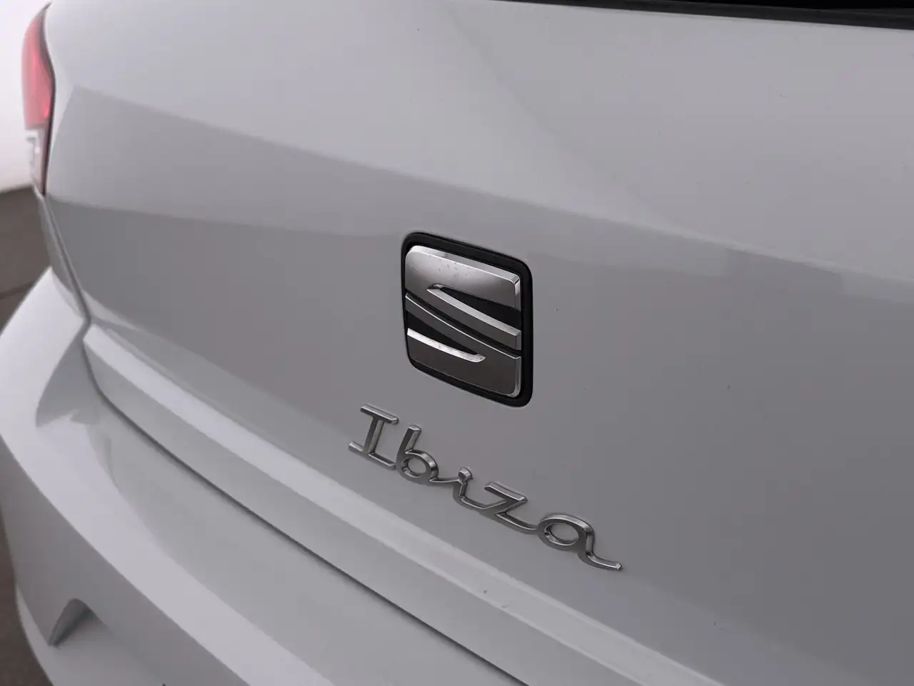 SEAT Ibiza 1.5 TSI FR Aut LED RADAR NAVI SITZHZG R-CAM, миниатюра 10