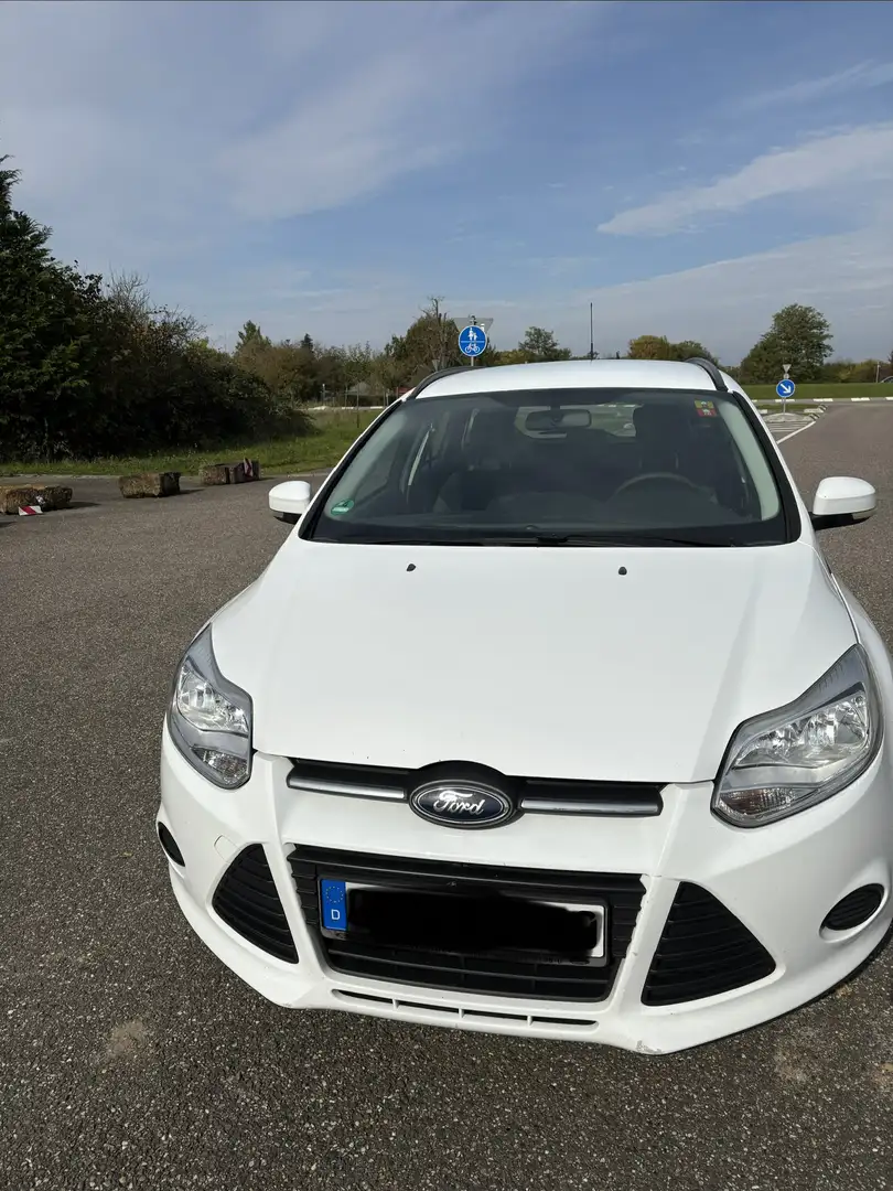 Ford Focus Turnier 2.0 16V Titanium - 1