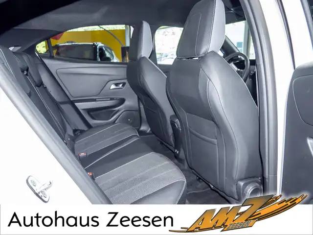 Opel Mokka view 4