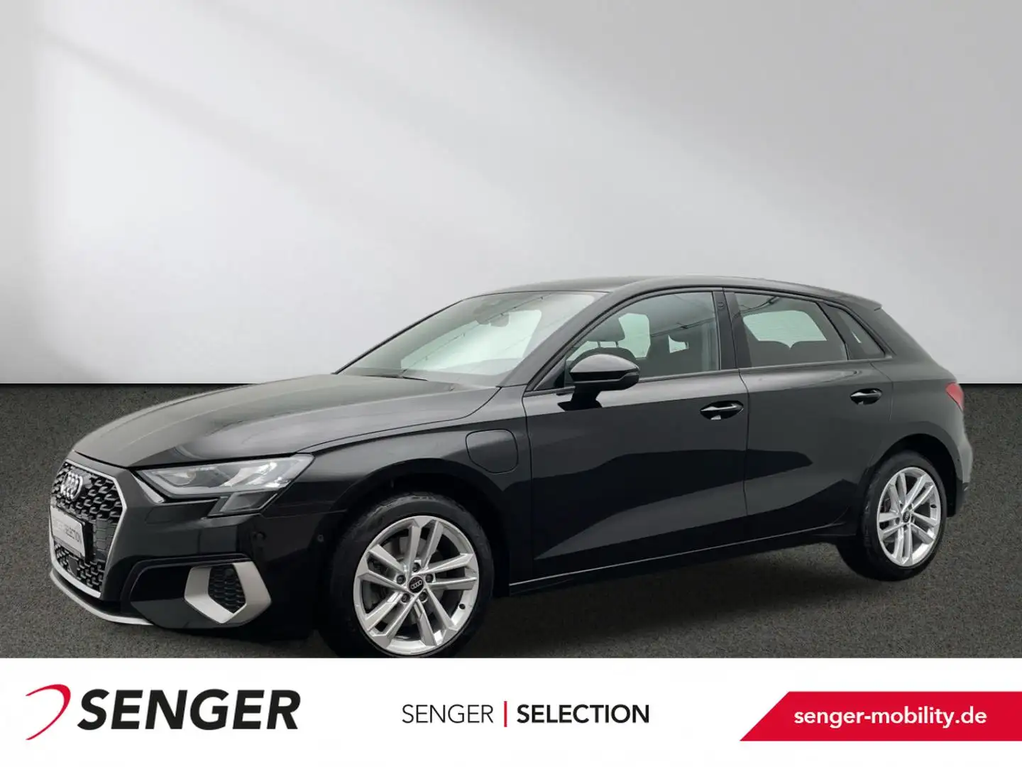 Audi A3 40 TFSI e Advanced MMI LED AHK Schwarz - 1