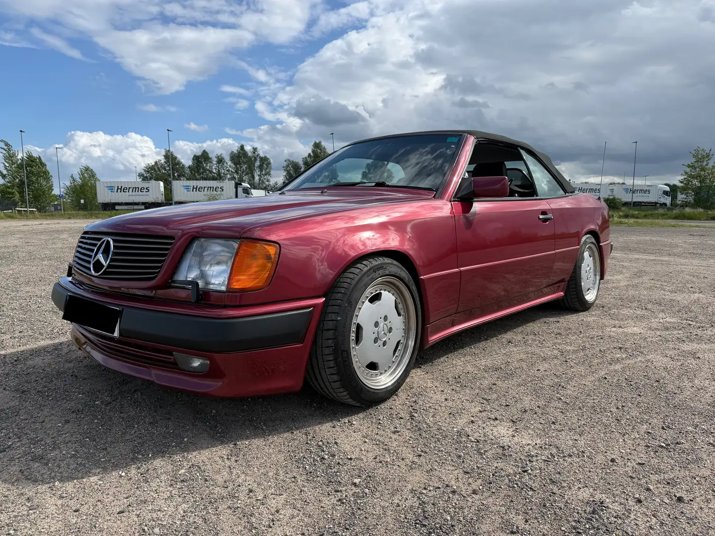 Mercedes-Benz Baureihe 124 CE-Klasse 300 CE-24 Rot - 1
