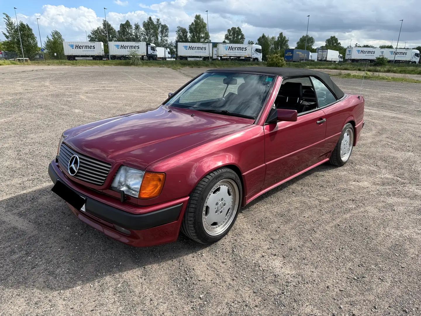Mercedes-Benz Baureihe 124 CE-Klasse 300 CE-24 Rot - 2