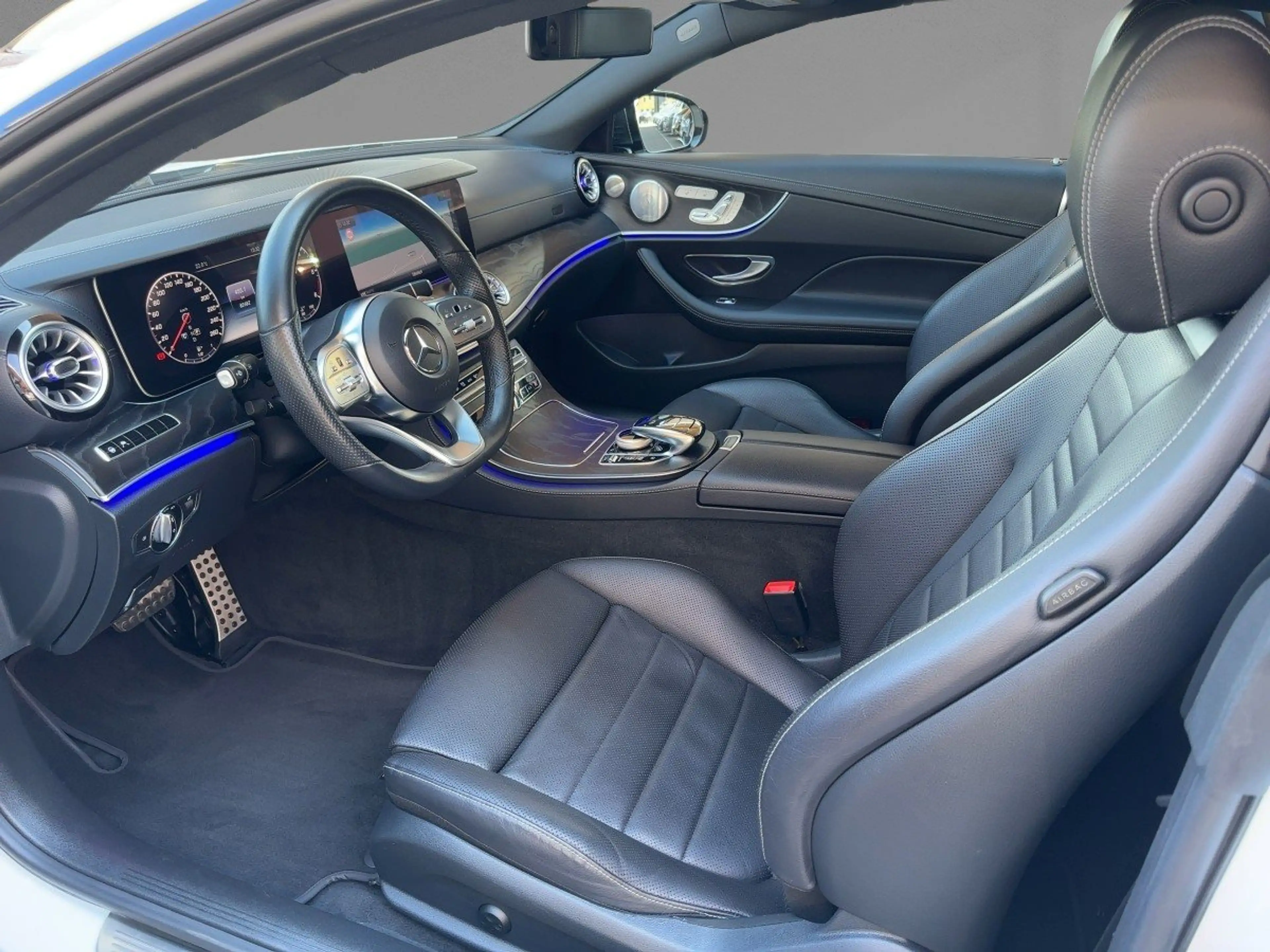 Mercedes-Benz E 400 d 4MATIC Coupé AMG PREM+ DISTR WIDESCREEN — photo 8