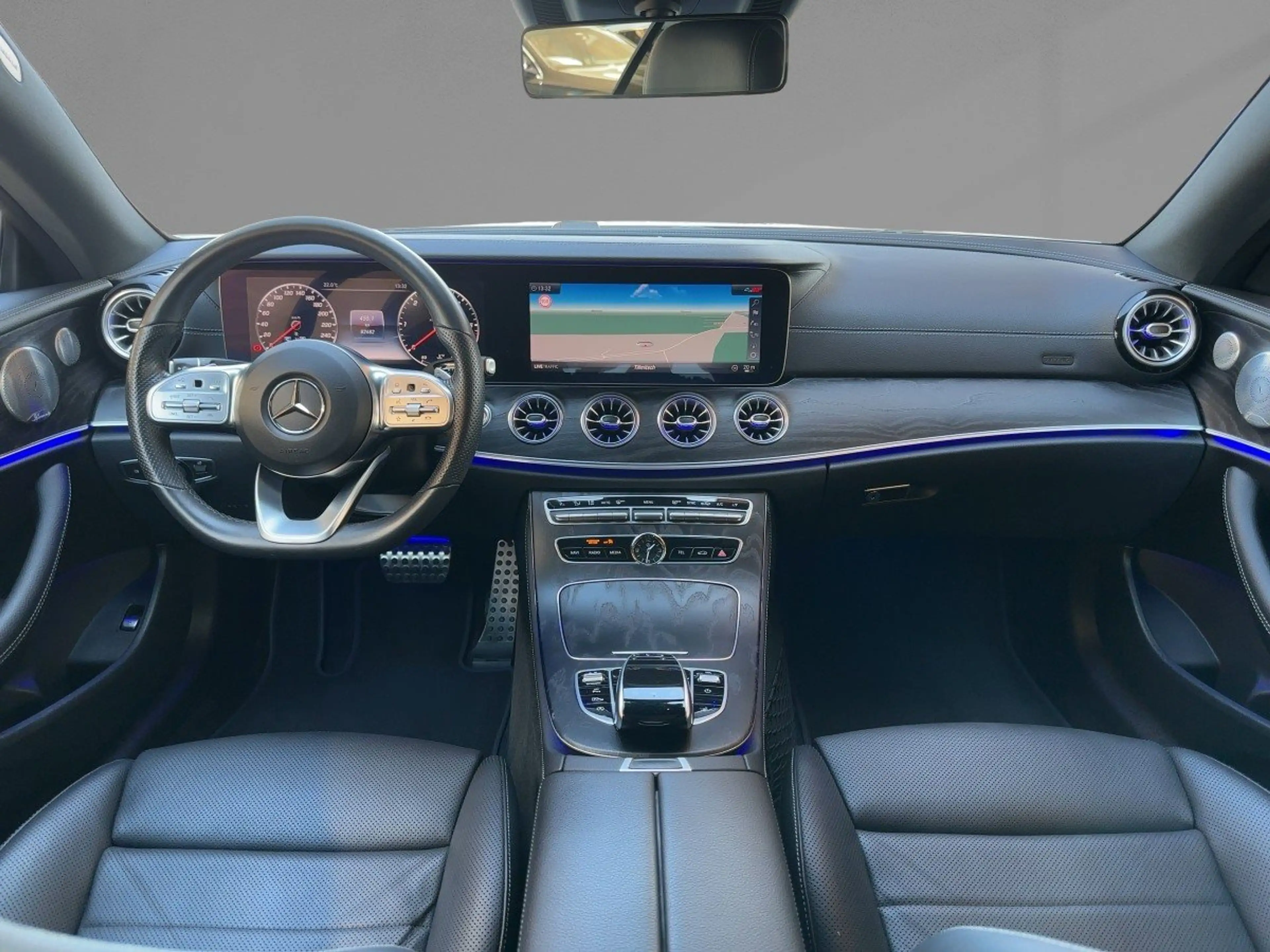 Mercedes-Benz E 400 d 4MATIC Coupé AMG PREM+ DISTR WIDESCREEN — photo 10
