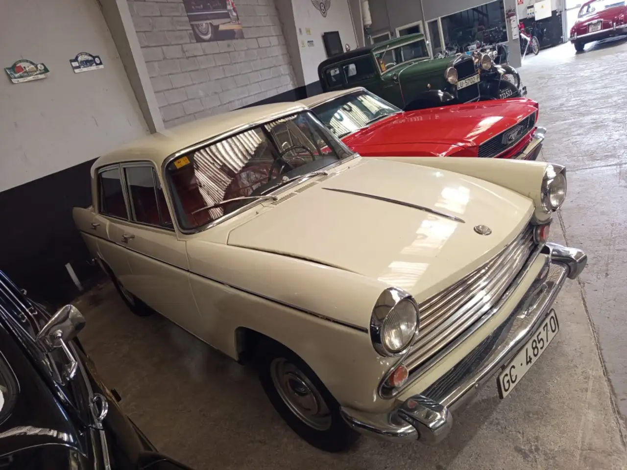 1100 Morris Berlina Manual de 4 Puertas, foto 4