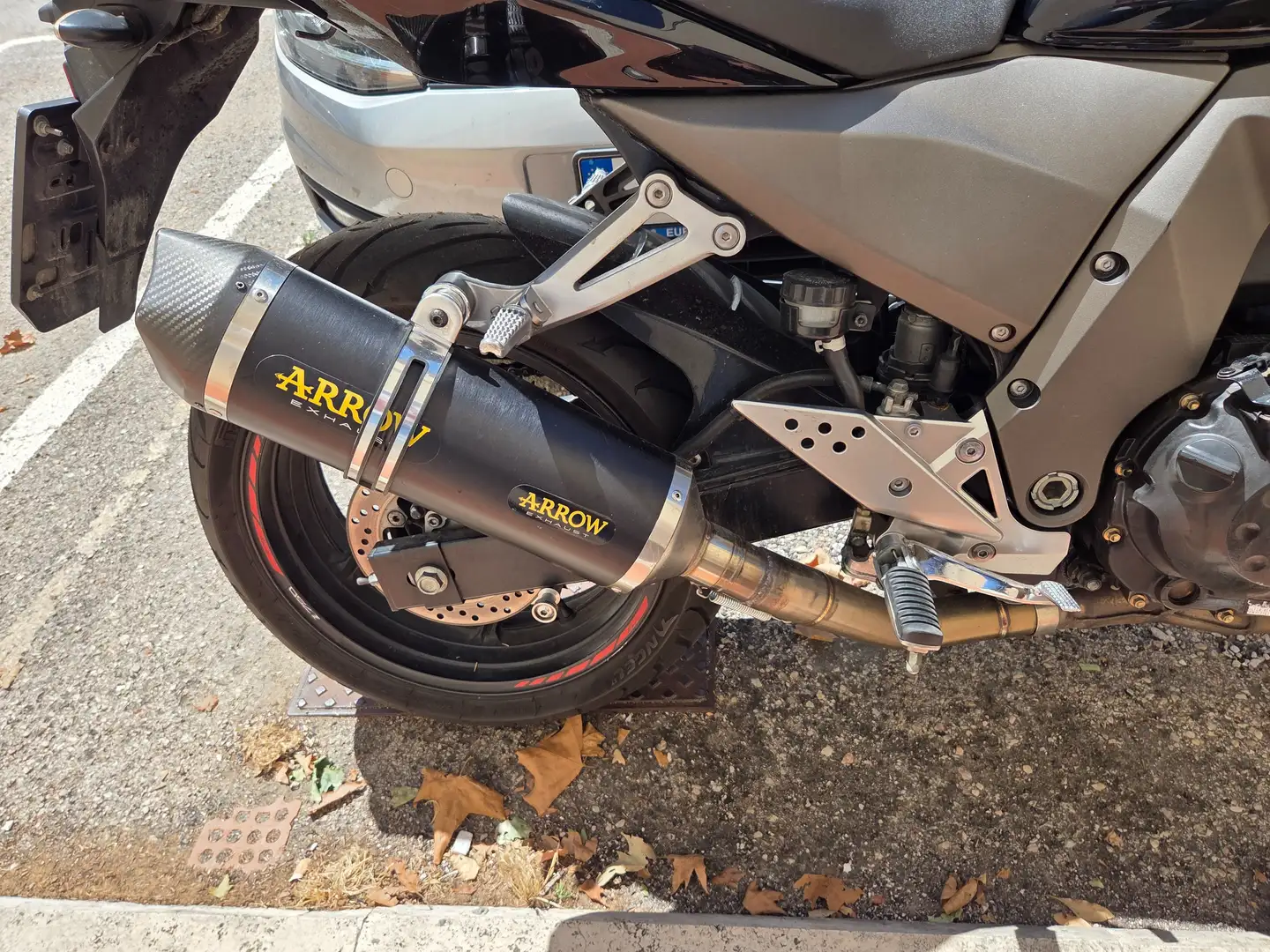 Kawasaki Z 750 R Negro - 1