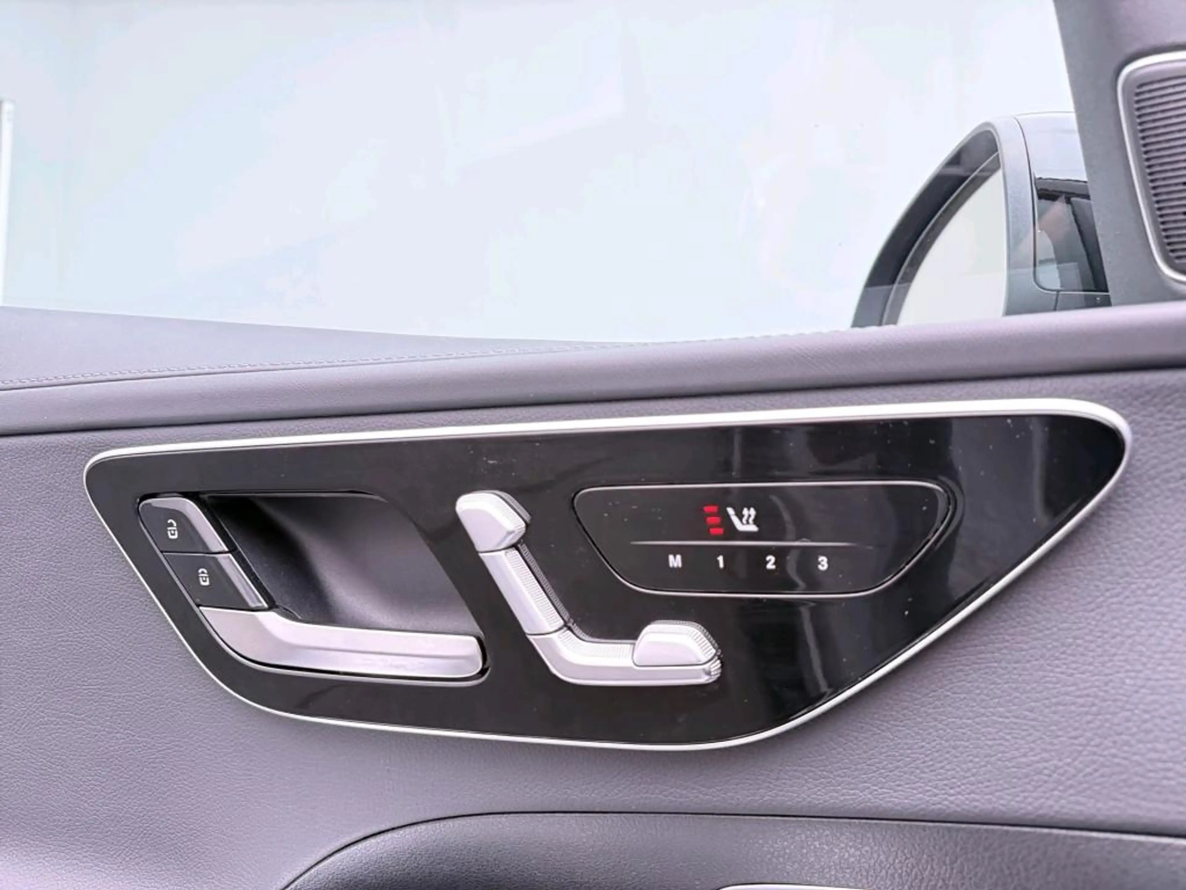 Mercedes-Benz C 300 e Business Solution AMG Premium plus | AMG Line | — photo 8