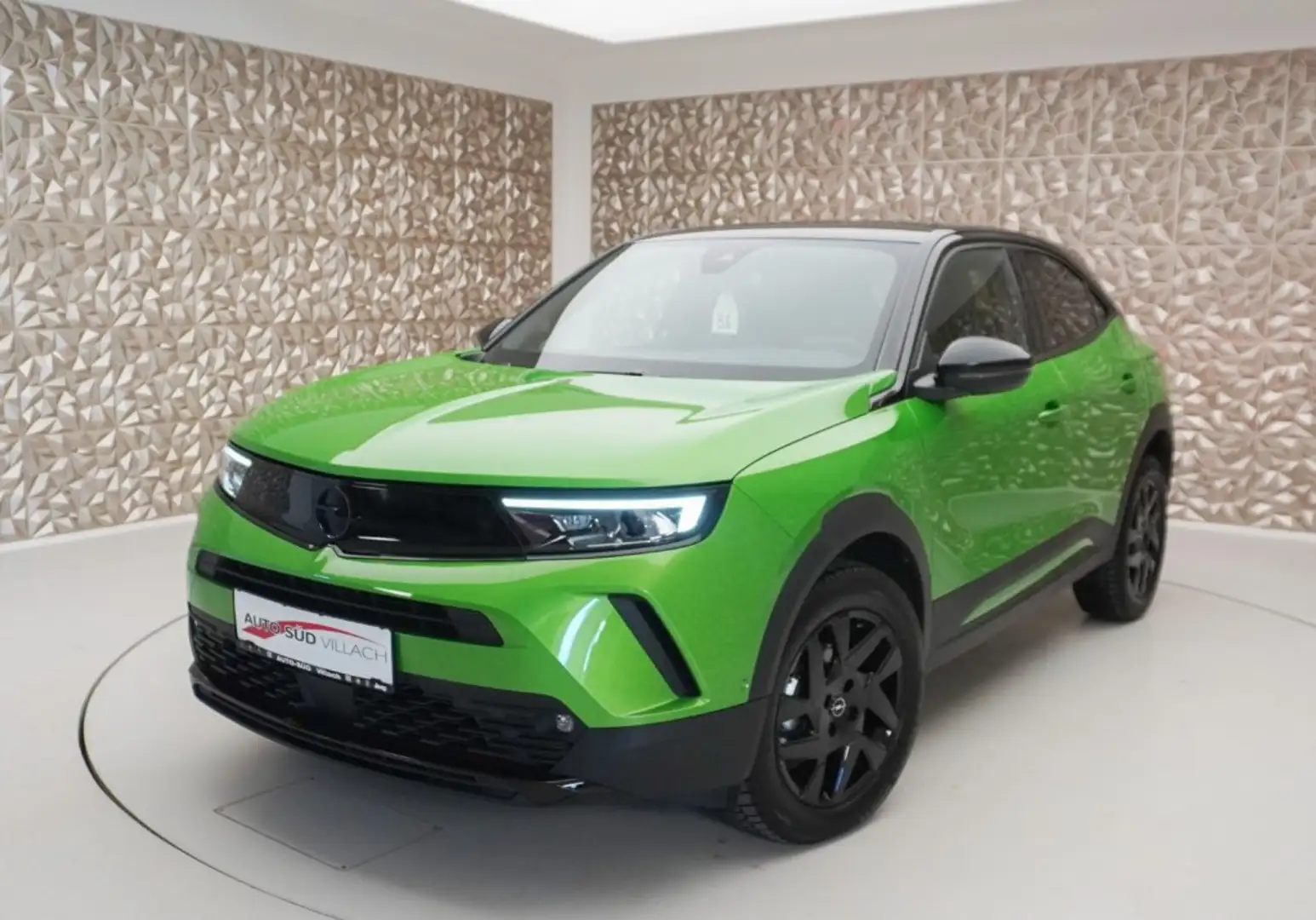 Opel Mokka . GS. 1.2 Direct Injection Turbo Grün - 1